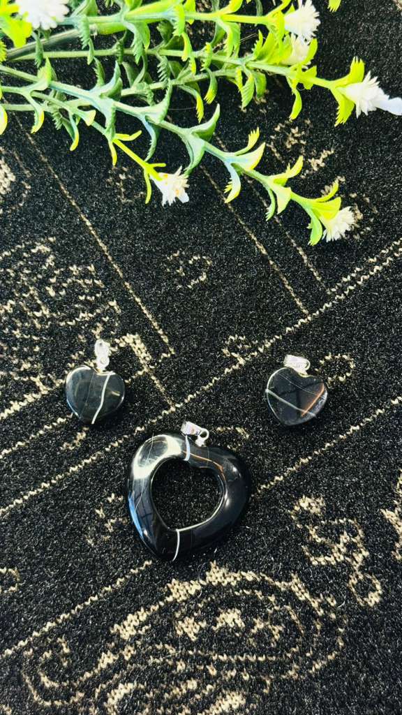 Black Agate Heart Pendant